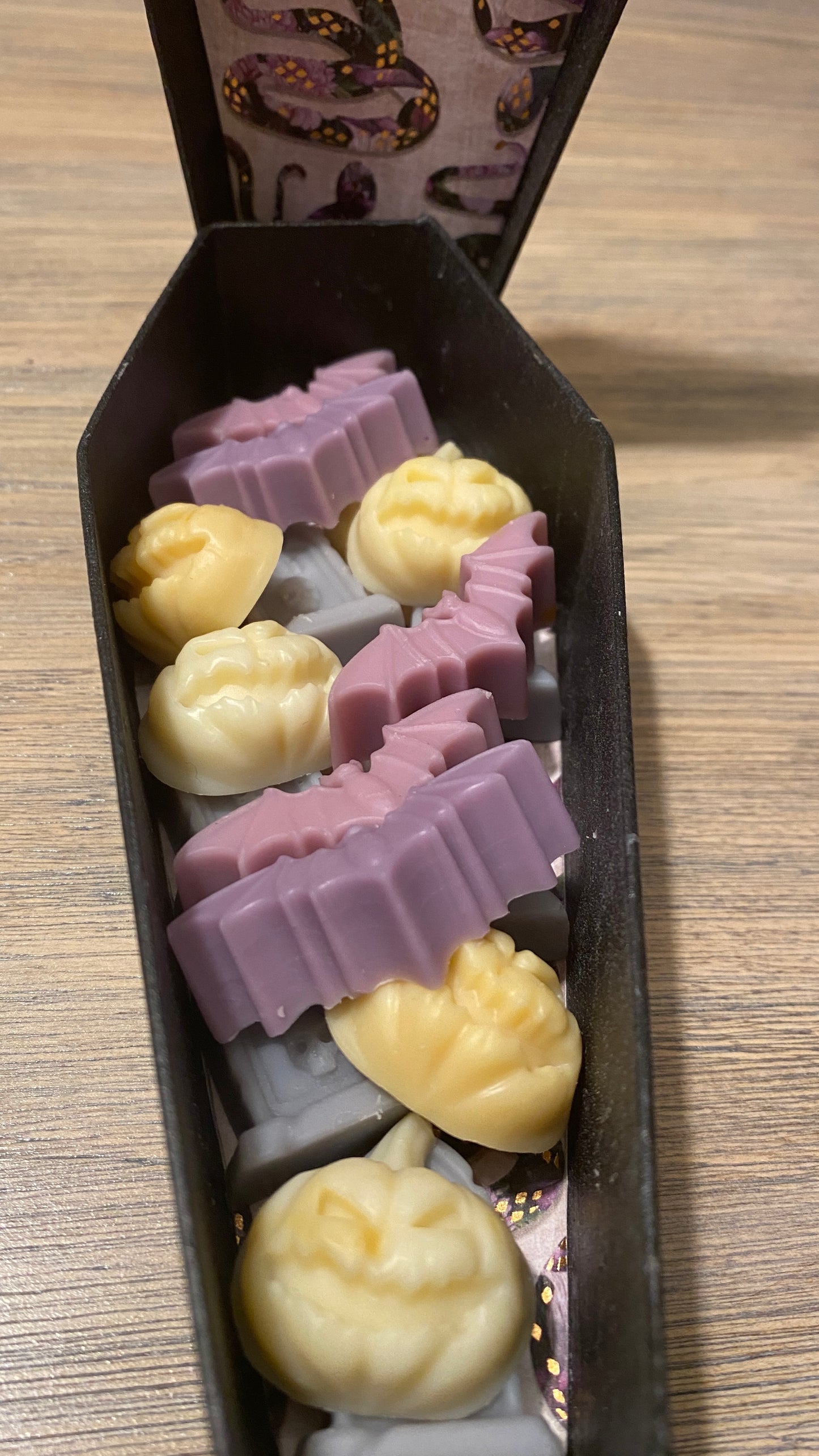 3oz Ghost Pumpkin Black Coffin Wax Melts